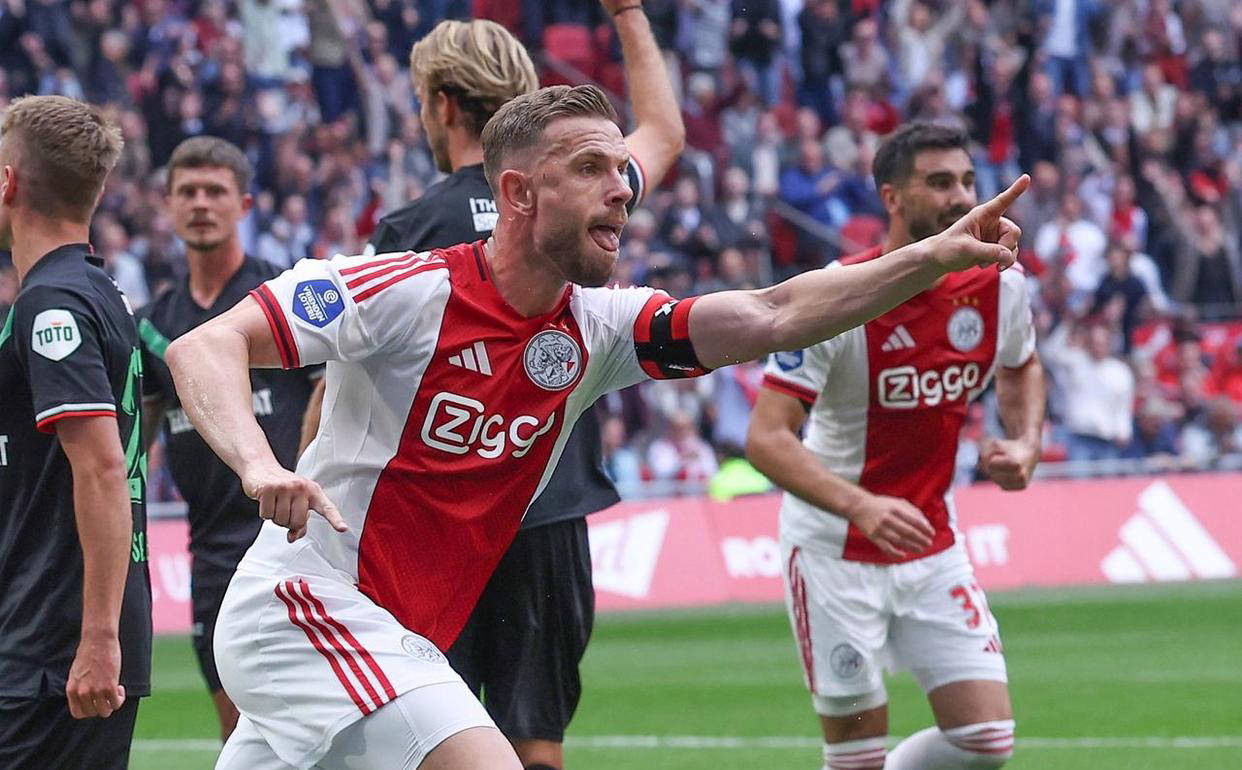 包含阿贾克斯大放异彩，再续欧冠传奇的词条