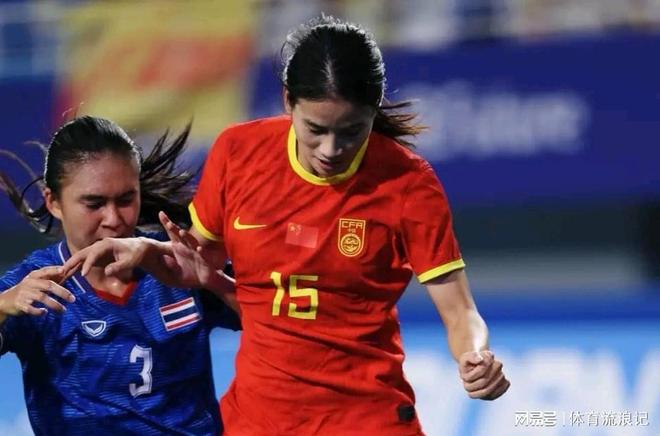 女足国家队备战决赛，全力以赴夺冠
