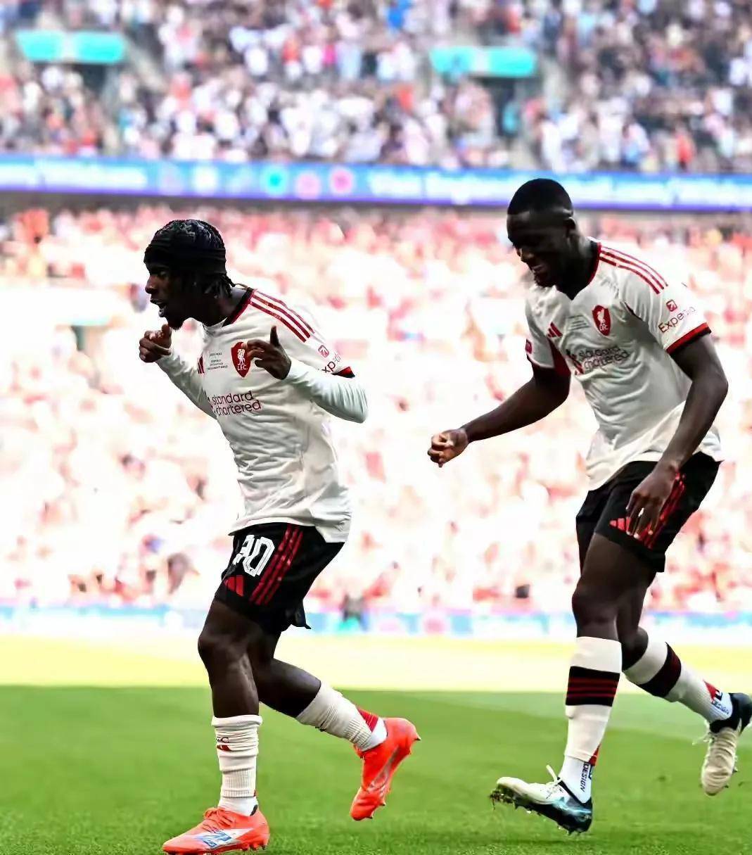 九游体育官方登录入口-利物浦爆冷负于中游球队，积分榜下滑的简单介绍