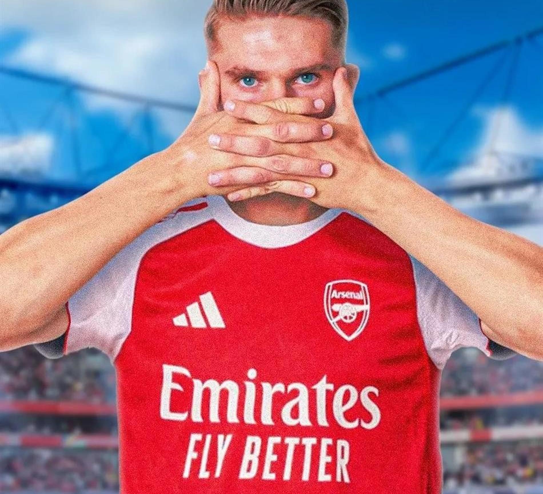 包含阿森纳签下新后卫，助力球队后防厚实的词条