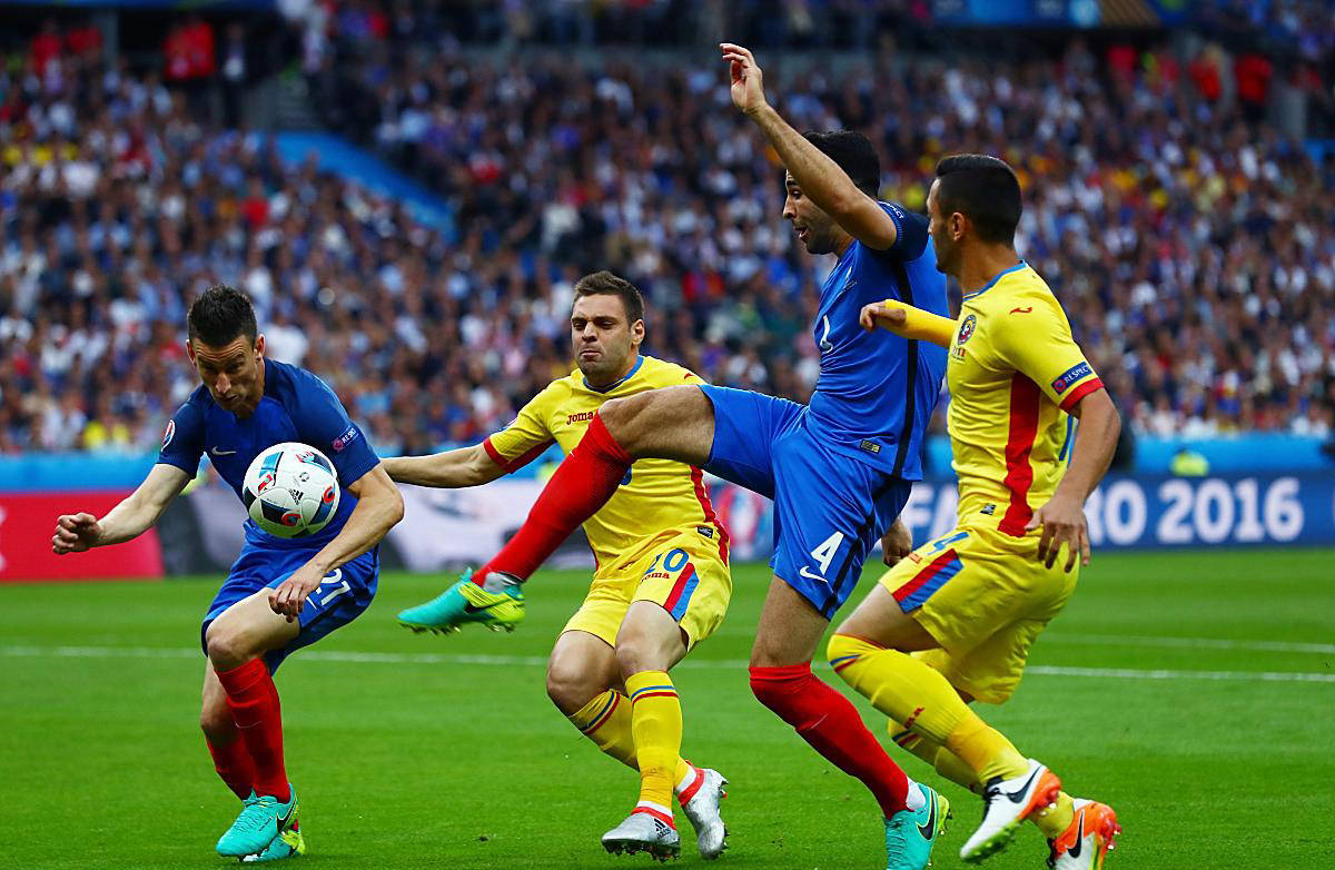 九游体育在线-关于阿贾克斯对决莱比锡：力争晋级的信息