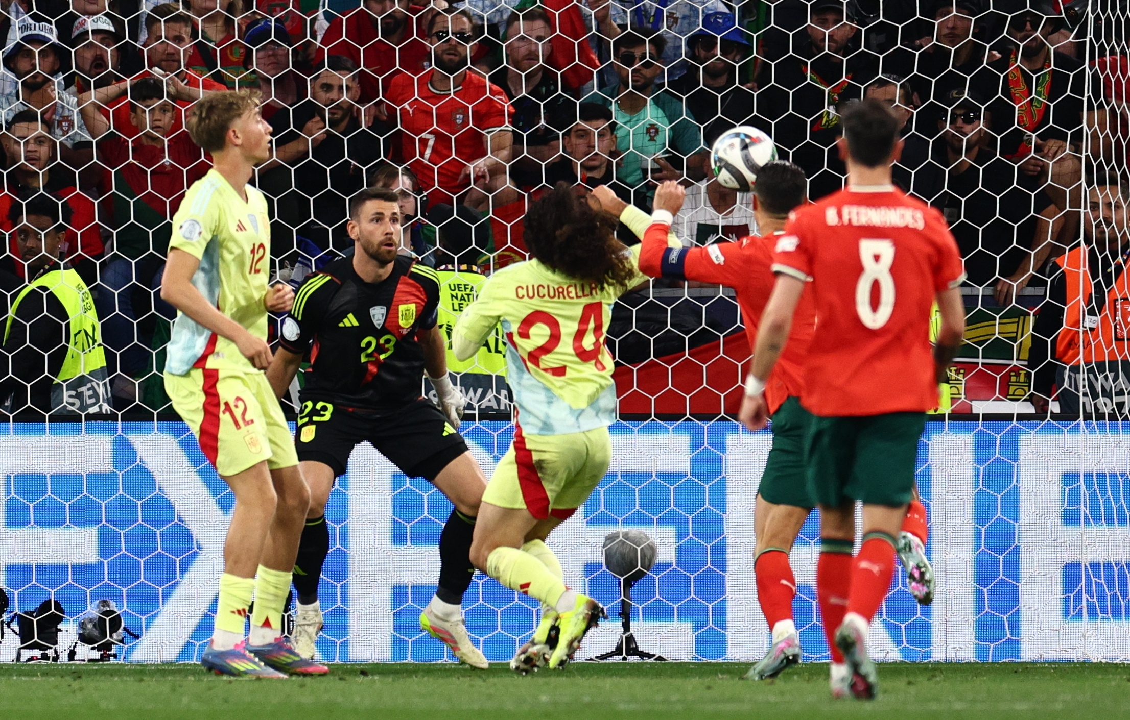 葡萄牙实力击败智利，晋级四强