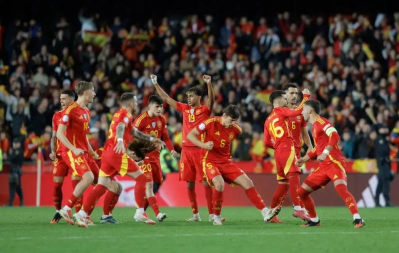 九游体育中国官网-葡萄牙荷兰鏖战，欧国联赛事惊心动魄