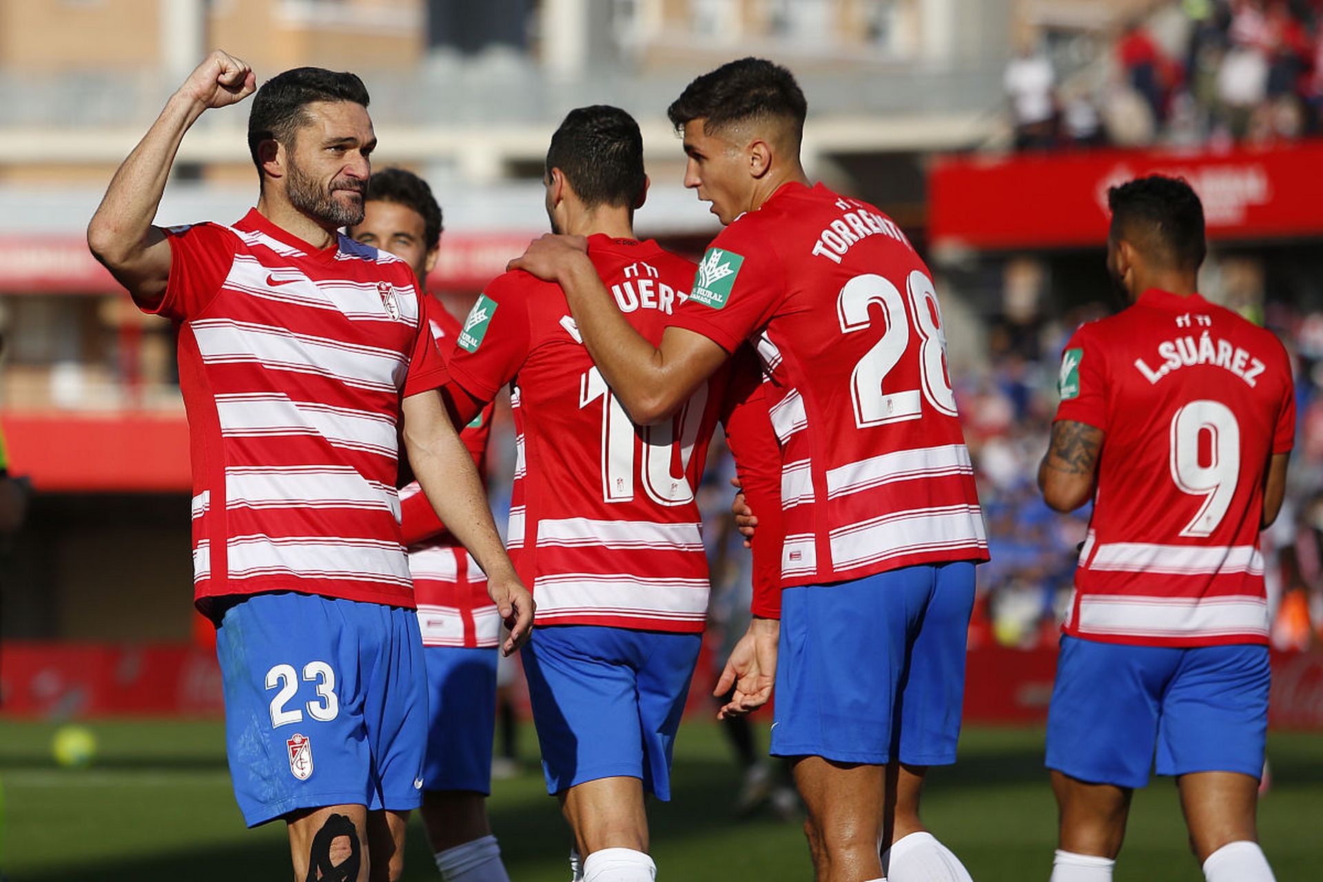 关于比利亚雷亚尔客场告捷，联赛排名提升的信息