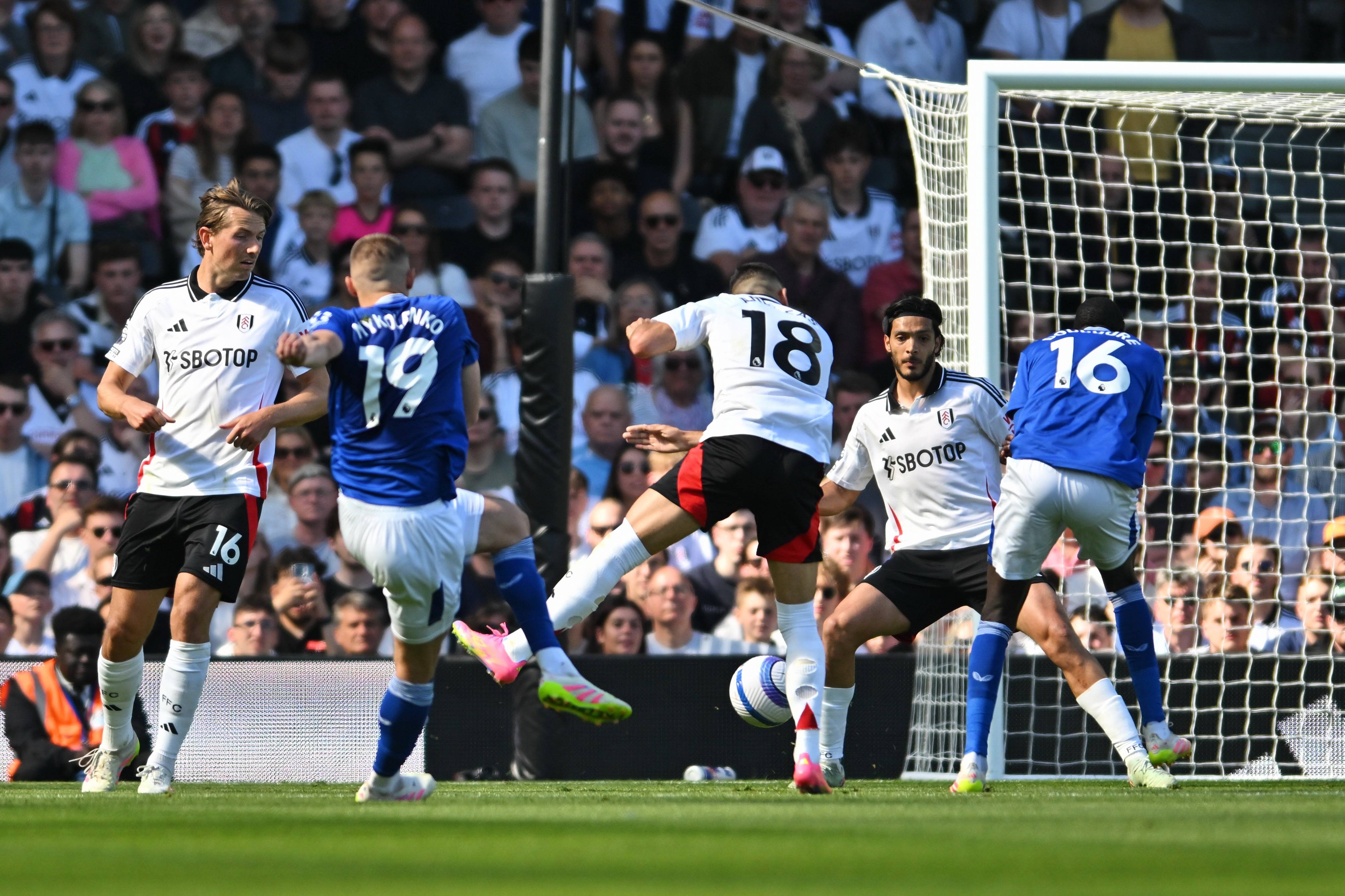 九游体育在线登录-关于阿森纳客场2-1逆转富勒姆，取得关键胜利的信息