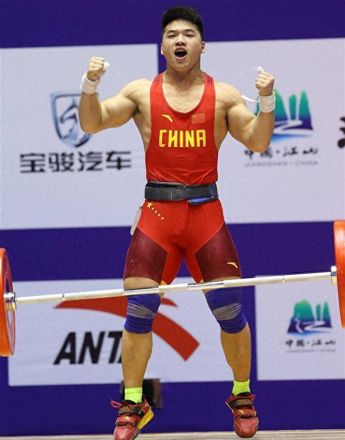 九游体育-斯洛伐克选手斩获金银，赛场表现斐然的简单介绍