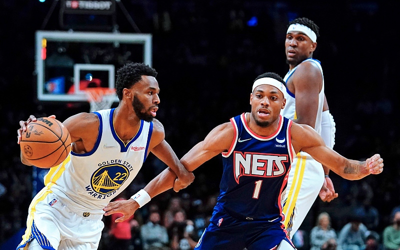 篮网主场大胜勇士止步连胜 篮网主场大胜勇士止步连胜