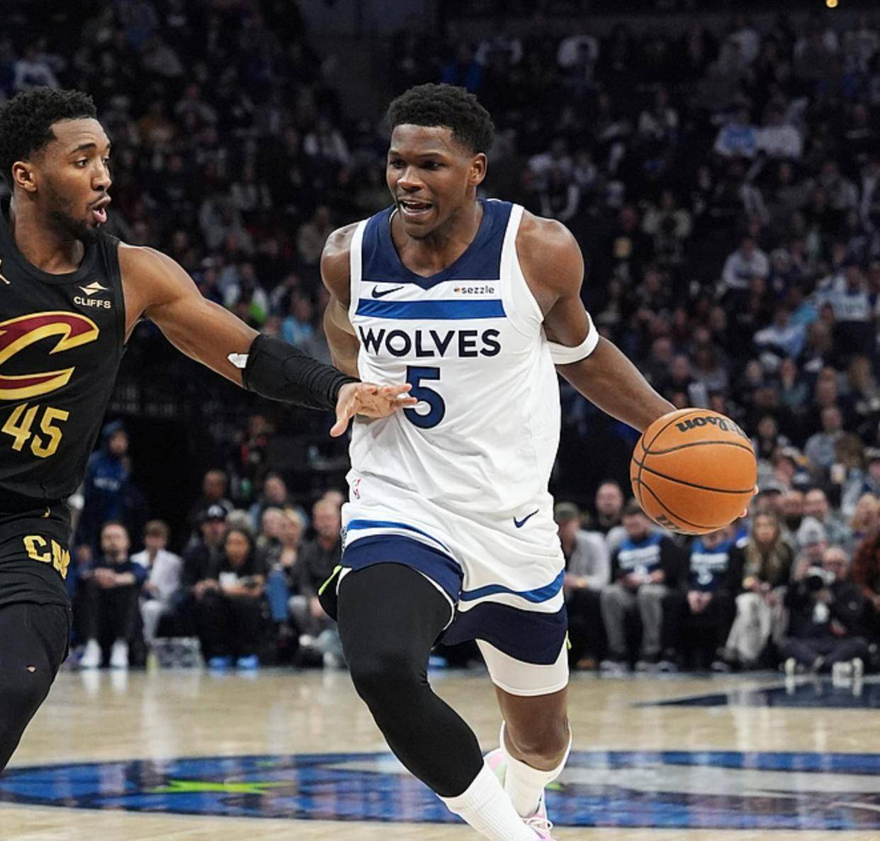 九游体育中国官网-火箭赢得一场胶着的比赛